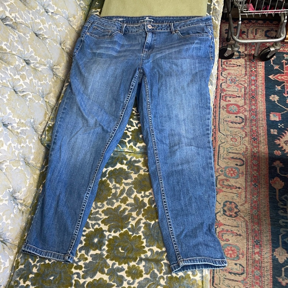 Size 16 Liz Claiborne Classic Fit Ankle